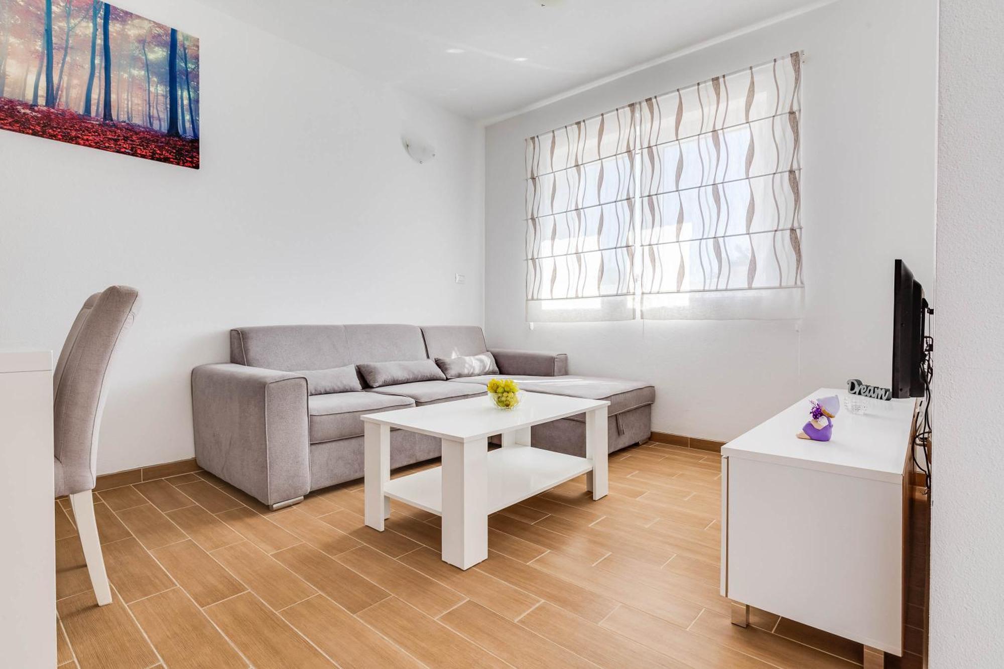 Apartmani Pocrnic Pakostane Ngoại thất bức ảnh