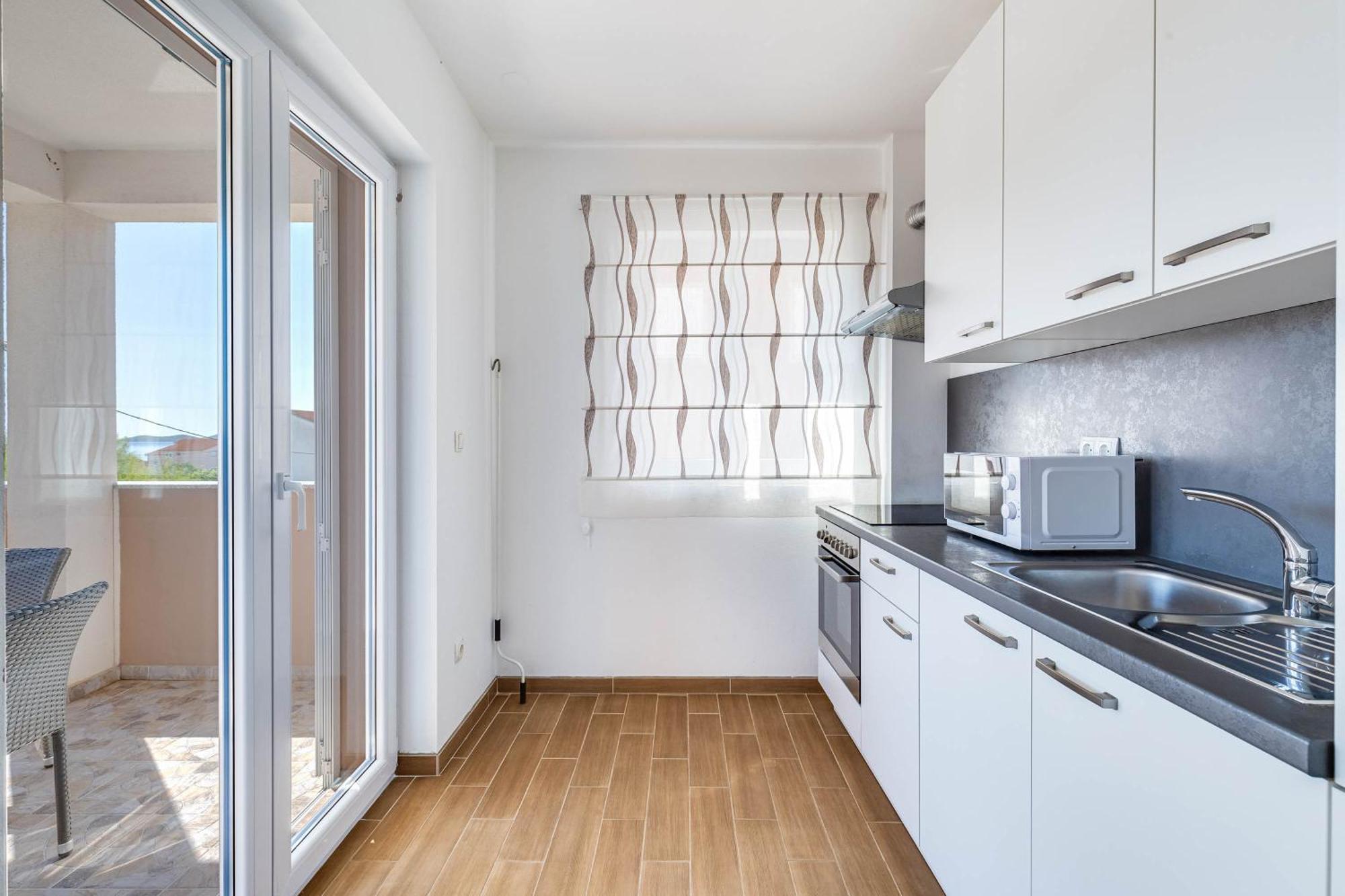 Apartmani Pocrnic Pakostane Ngoại thất bức ảnh